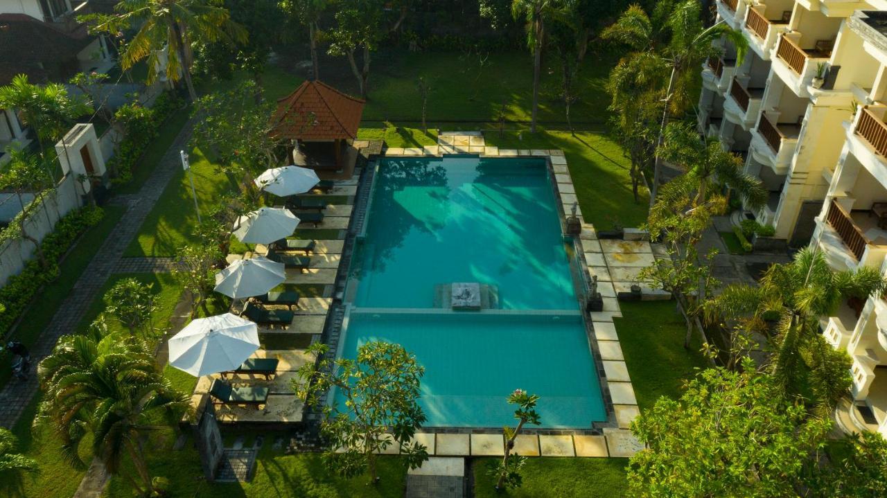 Kusuma Resort Seminyak Exterior photo