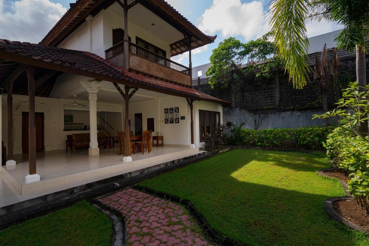 Kusuma Resort Seminyak Exterior photo