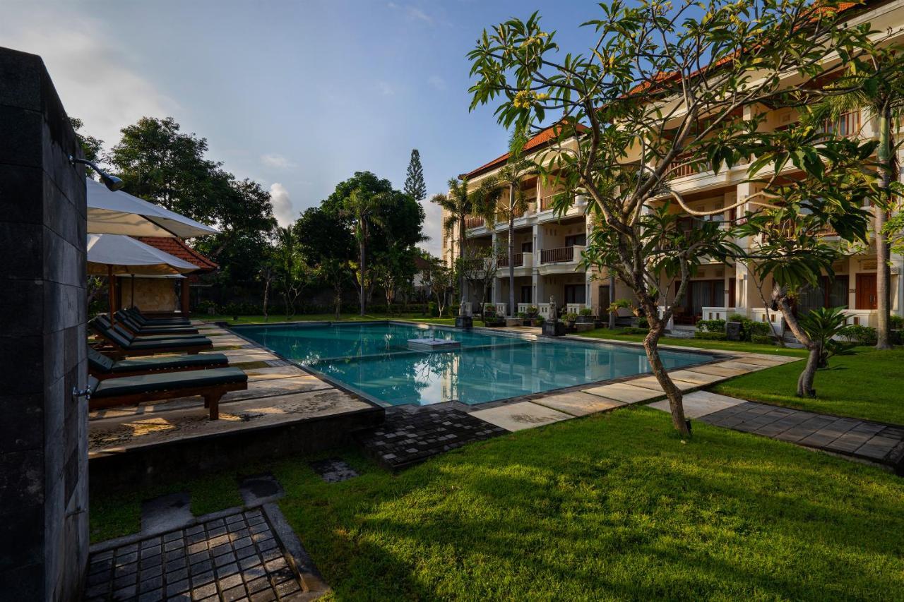 Kusuma Resort Seminyak Exterior photo