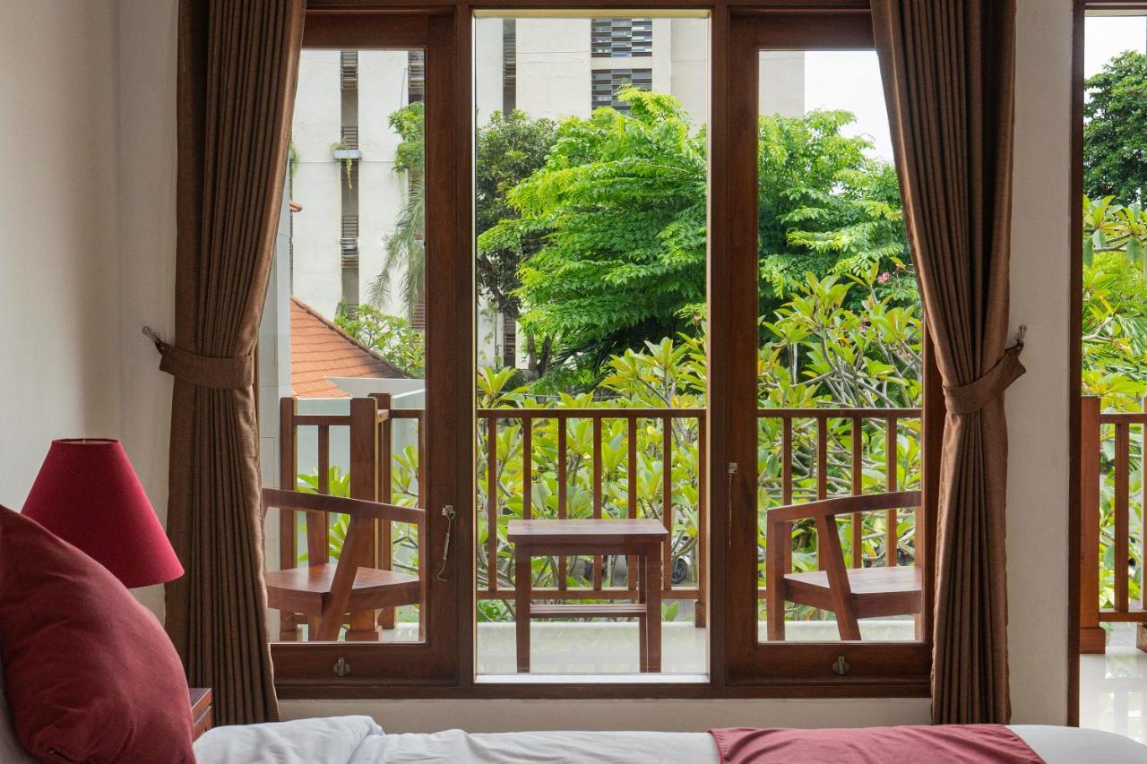 Kusuma Resort Seminyak Exterior photo