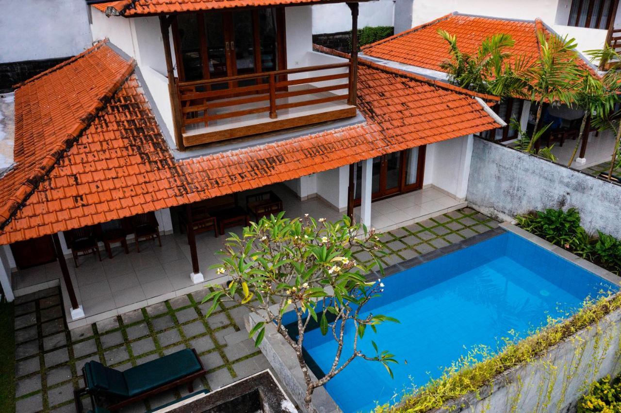 Kusuma Resort Seminyak Exterior photo