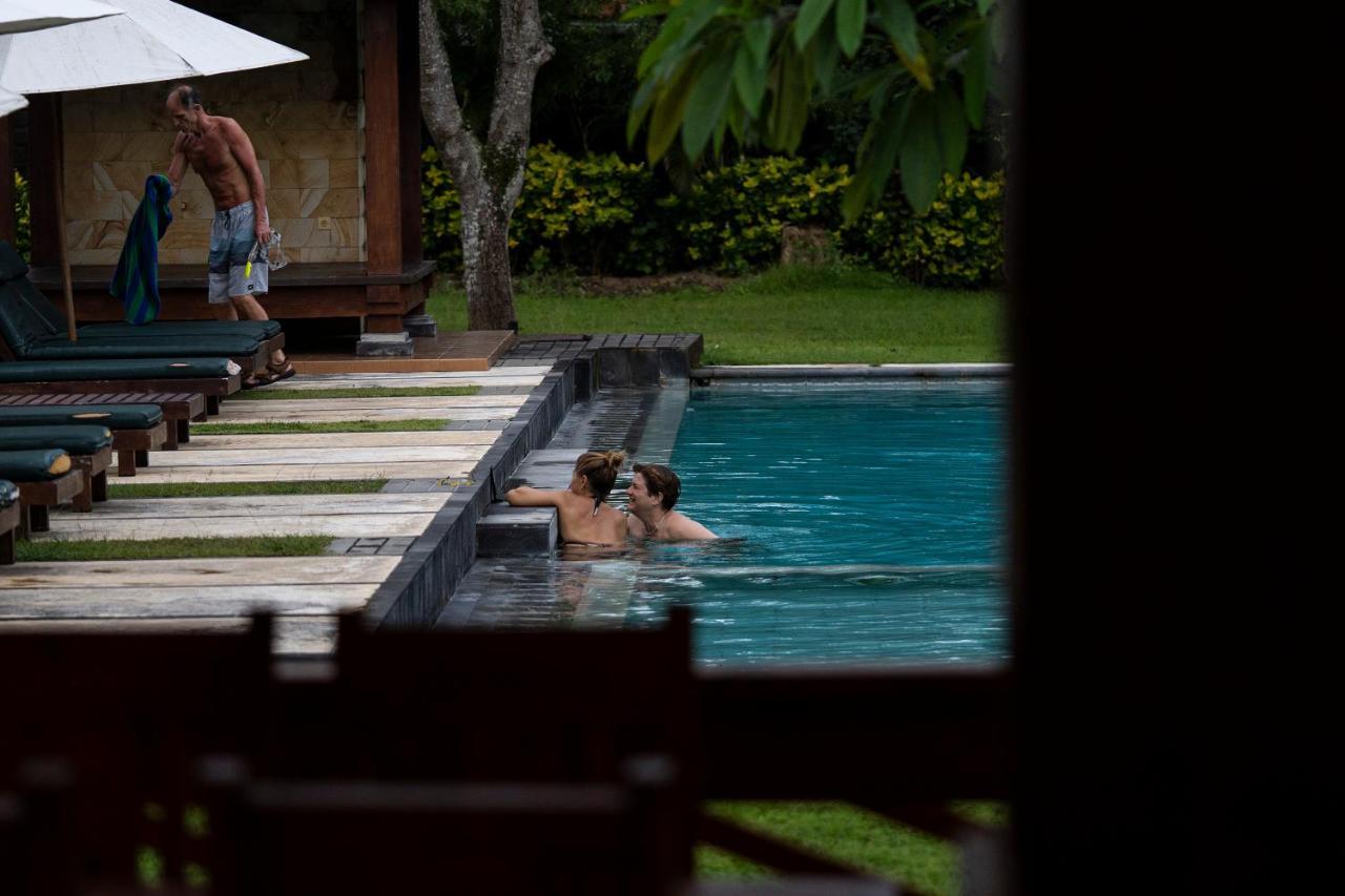 Kusuma Resort Seminyak Exterior photo