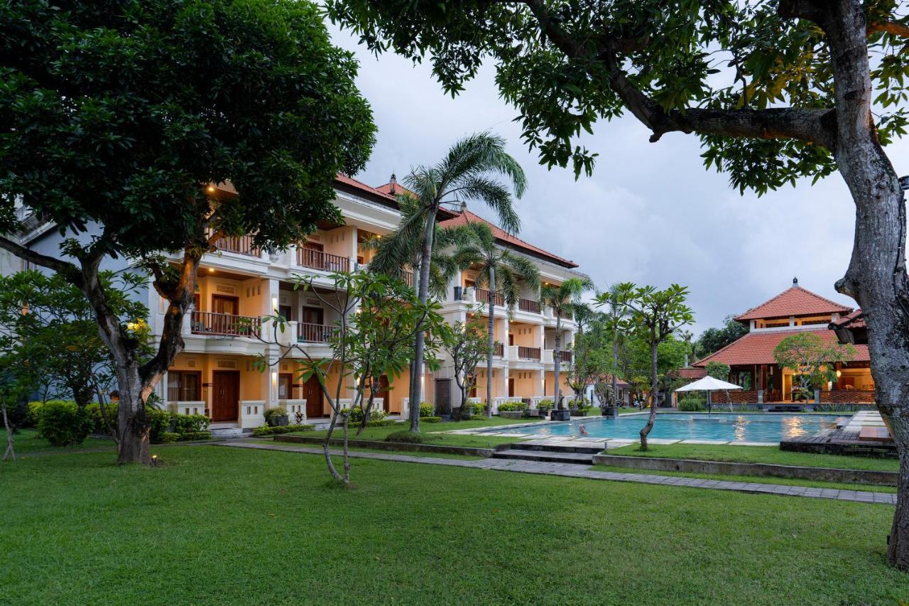 Kusuma Resort Seminyak Exterior photo