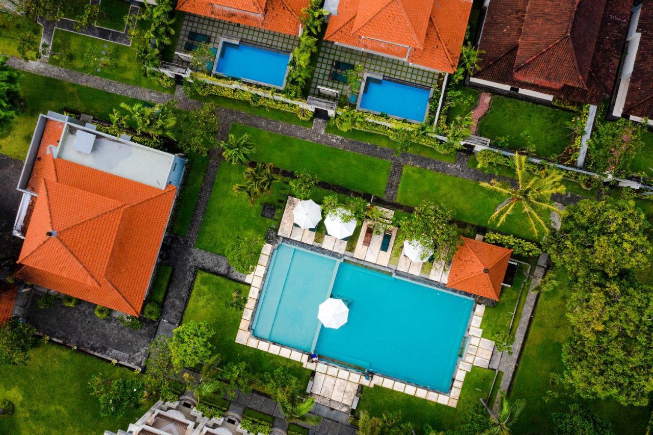 Kusuma Resort Seminyak Exterior photo