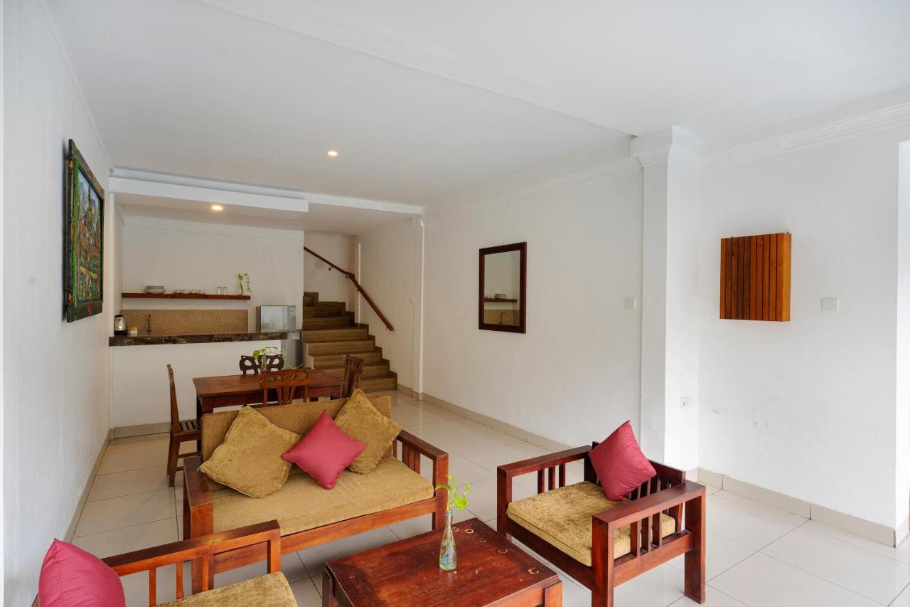 Kusuma Resort Seminyak Exterior photo