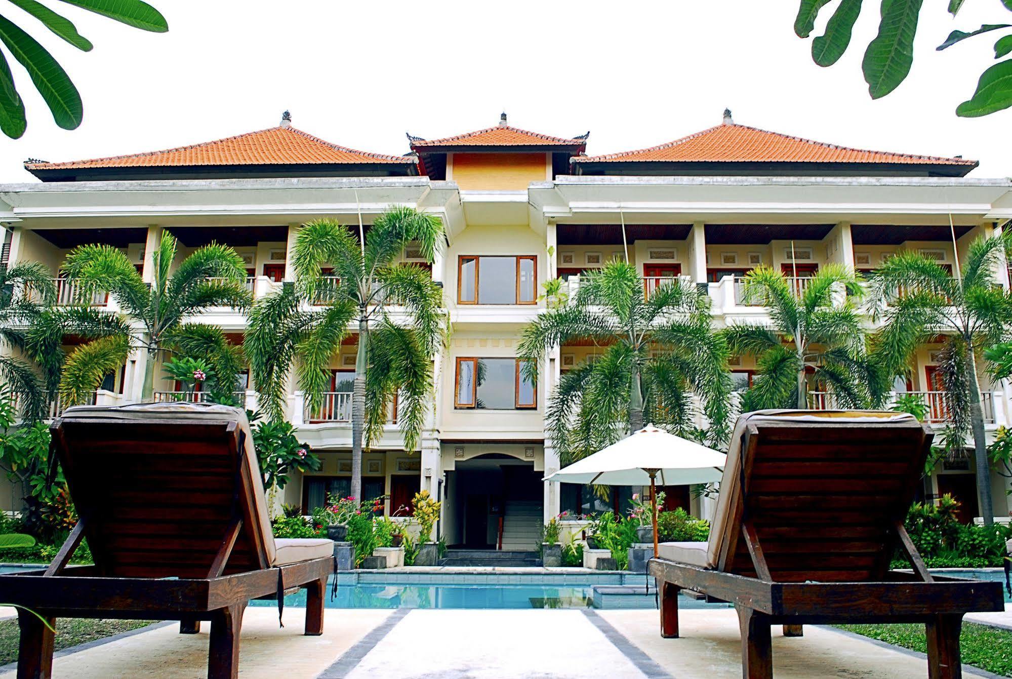 Kusuma Resort Seminyak Exterior photo